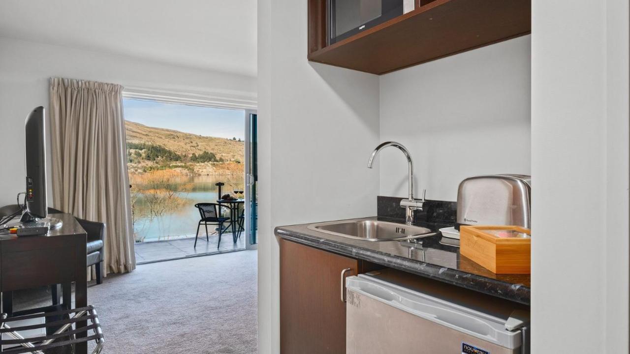 Alpine Lakeside Studio Queenstown Exterior photo